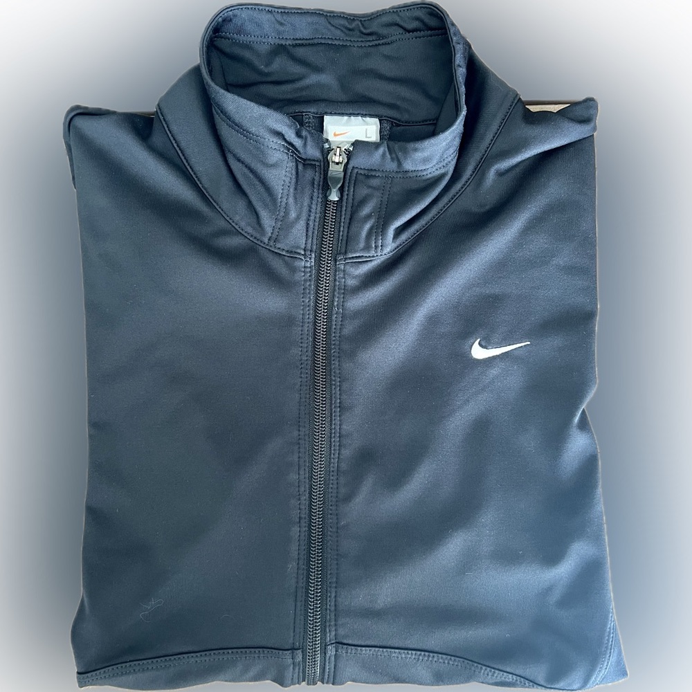NIKE FIT DRY WOMENS SIZE LARGE FULL ZIP JACKET BLACK